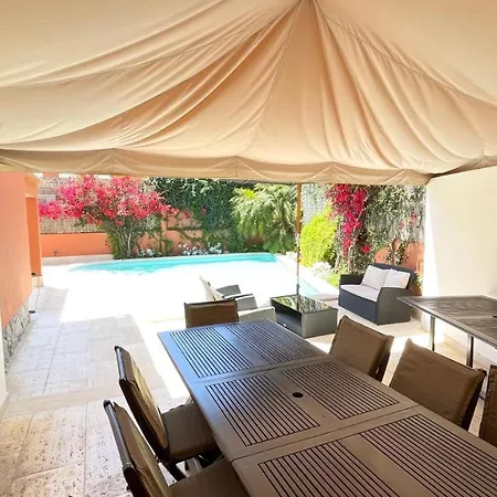 With Private Swimming Pool And Garden *