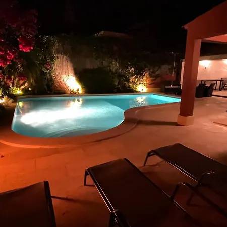 With Private Swimming Pool And Garden *