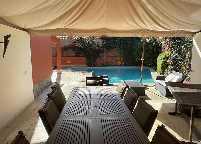 شقة With Private Swimming Pool And Garden