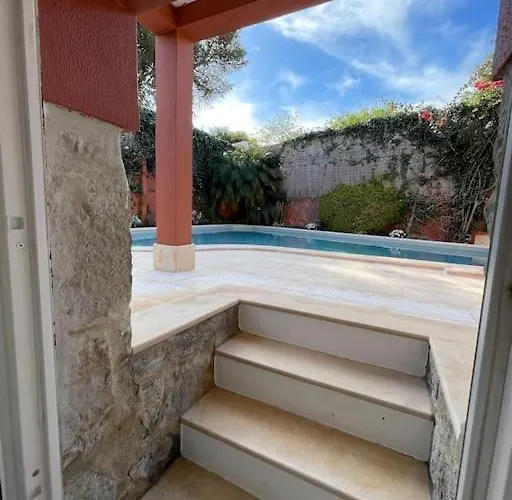 Apartment With Private Swimming Pool And Garden