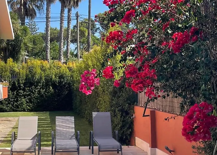 With Private Swimming Pool And Garden شقة كاسكايس