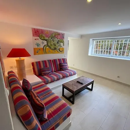 With Private Swimming Pool And Garden * Кашкайш